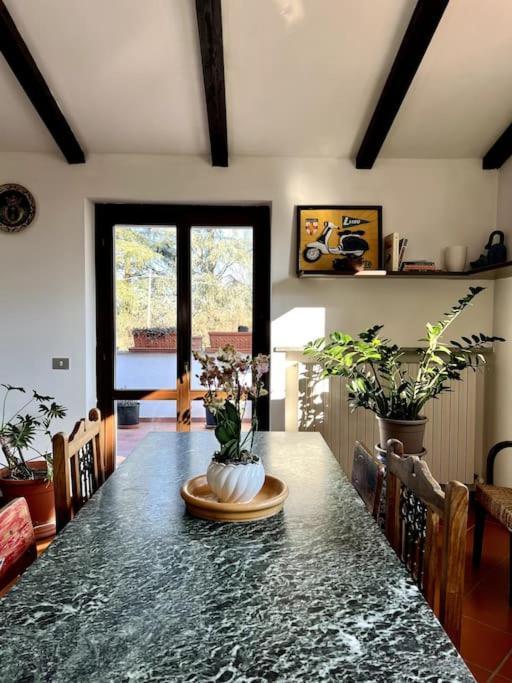 ריברגרו Apartment In Villa La Carruba מראה חיצוני תמונה